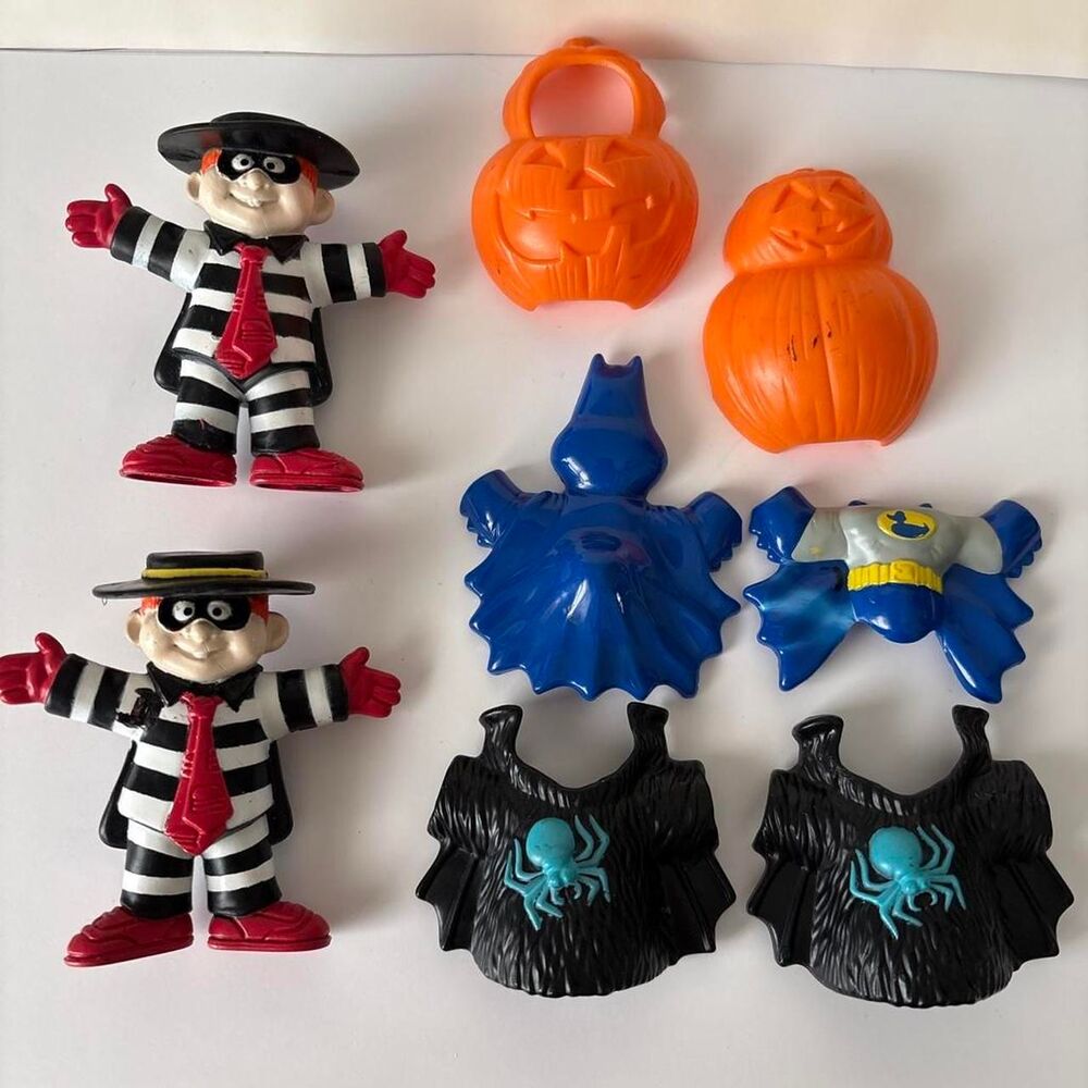 Halloween Hamburglar Happy Meal McDonalds PVC Halloween Figure Toy Vintage 1995